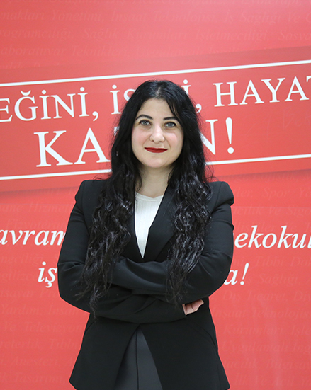 Ayşegül Muslu