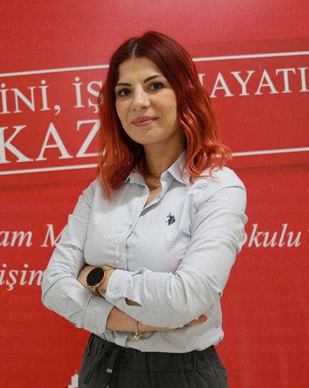 Esra Yurt