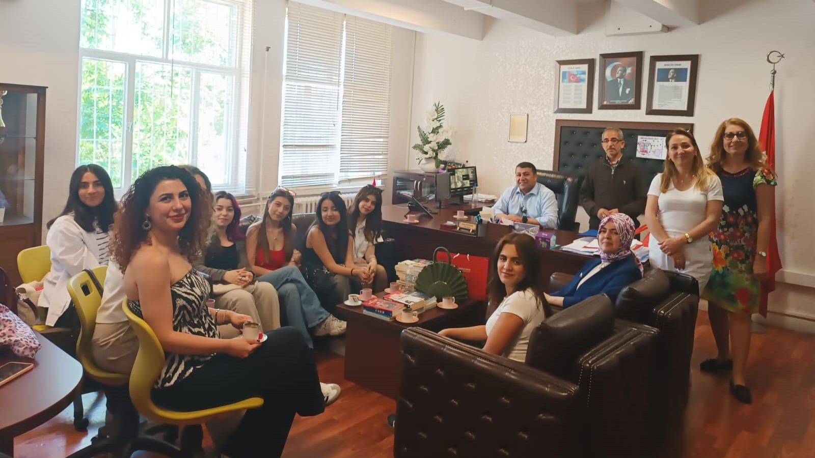 Edebiyat ve Kitap Kulübü’nün Toplumsal Katkı Etkinliği Kapak
